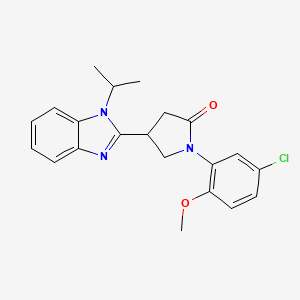 1-(5-chloro-2-methoxyphenyl)-4-[1-(propan-2-yl)-1H-1,3-benzodiazol-2-yl]pyrrolidin-2-one