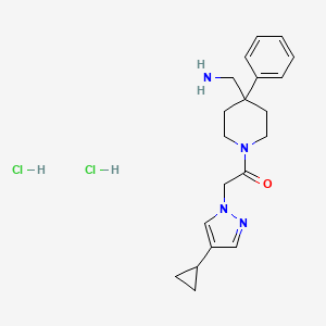 molecular formula C20H28Cl2N4O B2776055 1-[4-(Aminomethyl)-4-phenylpiperidin-1-yl]-2-(4-cyclopropylpyrazol-1-yl)ethanone;dihydrochloride CAS No. 2418666-70-1