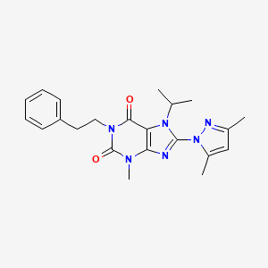 molecular formula C22H26N6O2 B2776237 8-(3,5-dimethyl-1H-pyrazol-1-yl)-7-isopropyl-3-methyl-1-phenethyl-1H-purine-2,6(3H,7H)-dione CAS No. 1013968-29-0
