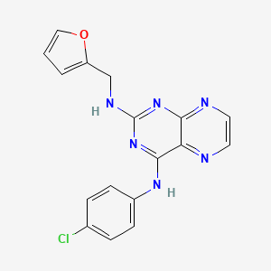 molecular formula C17H13ClN6O B2776255 (4-氯苯基){2-[(2-呋喃甲基)氨基]喹啉-4-基}胺 CAS No. 946242-59-7