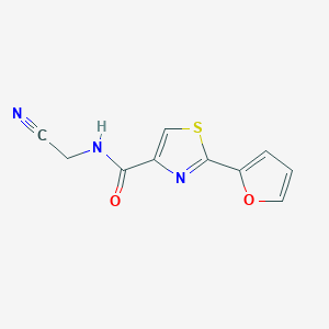 molecular formula C10H7N3O2S B2776422 N-(cyanomethyl)-2-(furan-2-yl)-1,3-thiazole-4-carboxamide CAS No. 1252321-70-2