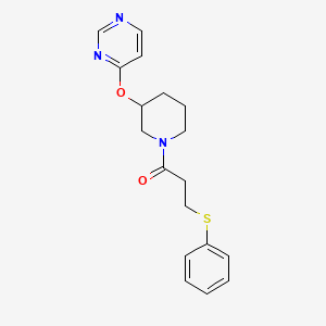 molecular formula C18H21N3O2S B2776622 3-(Phenylthio)-1-(3-(pyrimidin-4-yloxy)piperidin-1-yl)propan-1-one CAS No. 2034471-91-3