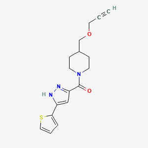 molecular formula C17H19N3O2S B2777855 (4-((丙-2-炔-1-基氧基)甲基)哌啶-1-基)(3-(噻吩-2-基)-1H-吡唑-5-基)甲酮 CAS No. 1296890-27-1