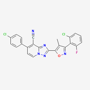 molecular formula C23H12Cl2FN5O B2779013 2-[3-(2-Chloro-6-fluorophenyl)-4-methyl-1,2-oxazol-5-yl]-7-(4-chlorophenyl)-[1,2,4]triazolo[1,5-a]pyridine-8-carbonitrile CAS No. 860611-27-4