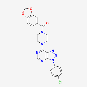 molecular formula C22H18ClN7O3 B2779642 benzo[d][1,3]dioxol-5-yl(4-(3-(4-chlorophenyl)-3H-[1,2,3]triazolo[4,5-d]pyrimidin-7-yl)piperazin-1-yl)methanone CAS No. 923514-92-5