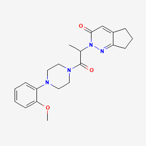 molecular formula C21H26N4O3 B2779969 2-(1-(4-(2-甲氧基苯基)哌嗪-1-基)-1-氧代丙基)-6,7-二氢-2H-环戊[c]吡啶并[5H]-酮 CAS No. 2034428-54-9