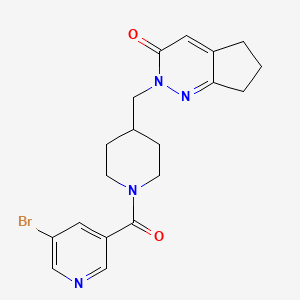 molecular formula C19H21BrN4O2 B2780814 2-{[1-(5-bromopyridine-3-carbonyl)piperidin-4-yl]methyl}-2H,3H,5H,6H,7H-cyclopenta[c]pyridazin-3-one CAS No. 2320379-49-3