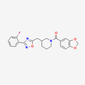 molecular formula C22H20FN3O4 B2781809 苯并[d][1,3]二噁唑-5-基(3-((3-(2-氟苯基)-1,2,4-噁二唑-5-基)甲基)哌啶-1-基)甲酮 CAS No. 1706099-83-3