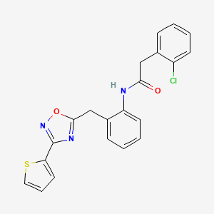 molecular formula C21H16ClN3O2S B2781981 2-(2-Chlorophenyl)-N-(2-{[3-(thiophen-2-YL)-1,2,4-oxadiazol-5-YL]methyl}phenyl)acetamide CAS No. 1797077-01-0