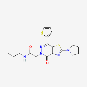 molecular formula C18H21N5O2S2 B2783425 2-(4-oxo-2-(pyrrolidin-1-yl)-7-(thiophen-2-yl)thiazolo[4,5-d]pyridazin-5(4H)-yl)-N-propylacetamide CAS No. 1105218-97-0