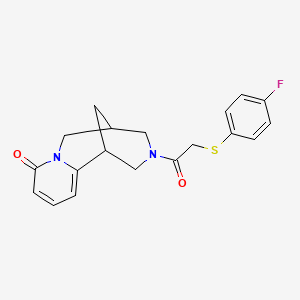 molecular formula C19H19FN2O2S B2787931 3-(2-((4-fluorophenyl)thio)acetyl)-3,4,5,6-tetrahydro-1H-1,5-methanopyrido[1,2-a][1,5]diazocin-8(2H)-one CAS No. 1226459-18-2