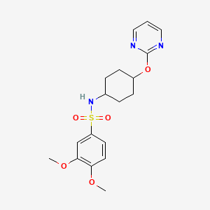 molecular formula C18H23N3O5S B2788733 3,4-dimethoxy-N-((1r,4r)-4-(pyrimidin-2-yloxy)cyclohexyl)benzenesulfonamide CAS No. 2034278-66-3