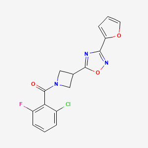 molecular formula C16H11ClFN3O3 B2789072 (2-Chloro-6-fluorophenyl)(3-(3-(furan-2-yl)-1,2,4-oxadiazol-5-yl)azetidin-1-yl)methanone CAS No. 1428358-51-3