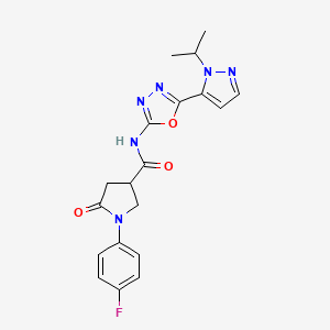 molecular formula C19H19FN6O3 B2790279 1-(4-fluorophenyl)-N-(5-(1-isopropyl-1H-pyrazol-5-yl)-1,3,4-oxadiazol-2-yl)-5-oxopyrrolidine-3-carboxamide CAS No. 1171237-62-9