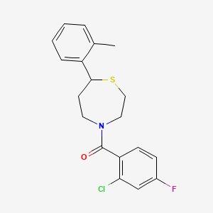 molecular formula C19H19ClFNOS B2791139 (2-Chloro-4-fluorophenyl)(7-(o-tolyl)-1,4-thiazepan-4-yl)methanone CAS No. 2034316-48-6