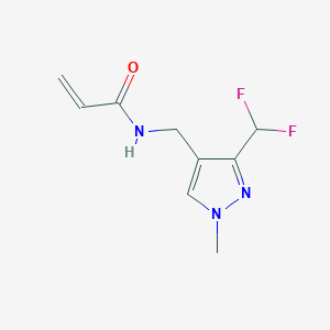 molecular formula C9H11F2N3O B2791955 N-[[3-(Difluoromethyl)-1-methylpyrazol-4-yl]methyl]prop-2-enamide CAS No. 2305457-02-5
