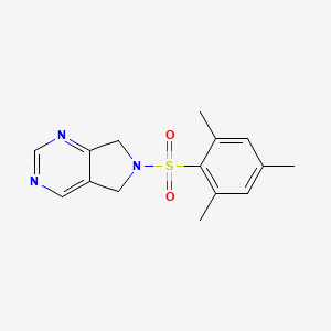 molecular formula C15H17N3O2S B2791960 6-(mesitylsulfonyl)-6,7-dihydro-5H-pyrrolo[3,4-d]pyrimidine CAS No. 1706414-61-0