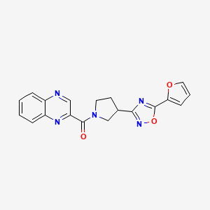 molecular formula C19H15N5O3 B2792506 (3-(5-(Furan-2-yl)-1,2,4-oxadiazol-3-yl)pyrrolidin-1-yl)(quinoxalin-2-yl)methanone CAS No. 2034321-75-8