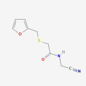 N-(cyanomethyl)-2-{[(furan-2-yl)methyl]sulfanyl}acetamide