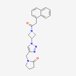 molecular formula C22H23N5O2 B2795577 1-((1-(1-(2-(naphthalen-1-yl)acetyl)azetidin-3-yl)-1H-1,2,3-triazol-4-yl)methyl)pyrrolidin-2-one CAS No. 2034594-36-8