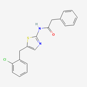 molecular formula C18H15ClN2OS B2796131 N-{5-[(2-chlorophenyl)methyl]-1,3-thiazol-2-yl}-2-phenylacetamide CAS No. 303791-97-1