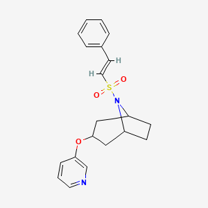 molecular formula C20H22N2O3S B2796804 (1R,5S)-3-(pyridin-3-yloxy)-8-((E)-styrylsulfonyl)-8-azabicyclo[3.2.1]octane CAS No. 2111899-73-9