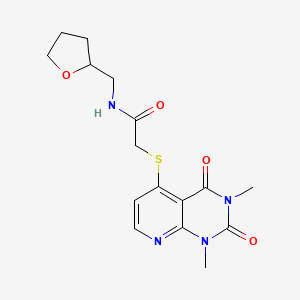 molecular formula C16H20N4O4S B2796930 2-((1,3-二甲基-2,4-二氧-1,2,3,4-四氢吡啶[2,3-d]嘧啶-5-基)硫基)-N-((四氢呋喃-2-基)甲基)乙酰胺 CAS No. 899988-05-7