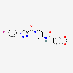 molecular formula C22H20FN5O4 B2797088 N-(1-(1-(4-氟苯基)-1H-1,2,3-三唑-4-羰基哌啶-4-基)苯并[d][1,3]二噁烷-5-甲酸酰胺 CAS No. 1251550-35-2