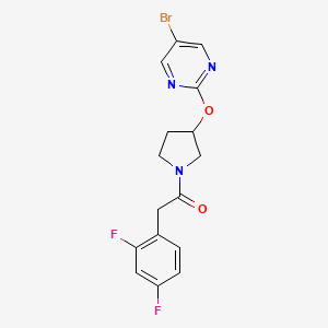 1-{3-[(5-Bromopyrimidin-2-yl)oxy]pyrrolidin-1-yl}-2-(2,4-difluorophenyl)ethan-1-one