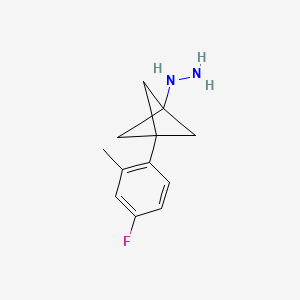 molecular formula C12H15FN2 B2797300 [3-(4-Fluoro-2-methylphenyl)-1-bicyclo[1.1.1]pentanyl]hydrazine CAS No. 2287281-31-4