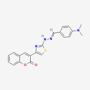 molecular formula C21H18N4O2S B2797849 (E)-3-(2-(2-(4-(二甲基氨基)苯甲基亚甲基)噻唑-4-基)-2H-咖啡苷-2-酮 CAS No. 1408316-04-0