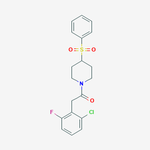 2-(2-Chloro-6-fluorophenyl)-1-(4-(phenylsulfonyl)piperidin-1-yl)ethanone