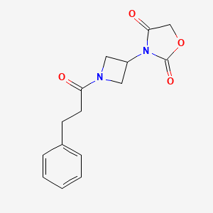 molecular formula C15H16N2O4 B2797957 3-(1-(3-Phenylpropanoyl)azetidin-3-yl)oxazolidine-2,4-dione CAS No. 1903298-92-9
