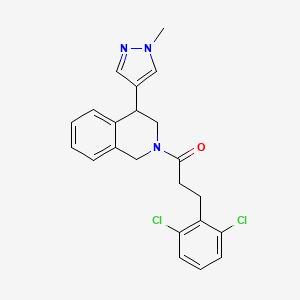 molecular formula C22H21Cl2N3O B2798089 3-(2,6-dichlorophenyl)-1-(4-(1-methyl-1H-pyrazol-4-yl)-3,4-dihydroisoquinolin-2(1H)-yl)propan-1-one CAS No. 2034566-48-6