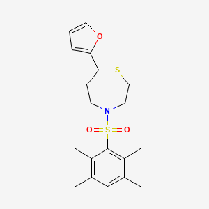 molecular formula C19H25NO3S2 B2798376 7-(Furan-2-yl)-4-((2,3,5,6-tetramethylphenyl)sulfonyl)-1,4-thiazepane CAS No. 1705067-71-5