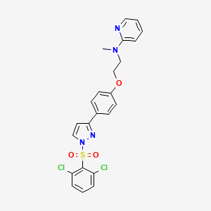 molecular formula C23H20Cl2N4O3S B2799068 N-[2-(4-{1-[(2,6-dichlorophenyl)sulfonyl]-1H-pyrazol-3-yl}phenoxy)ethyl]-N-methyl-2-pyridinamine CAS No. 955964-61-1