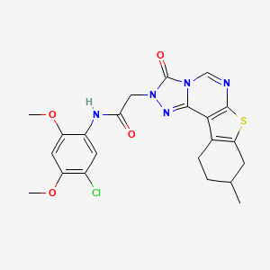 molecular formula C22H22ClN5O4S B2799280 N-(5-chloro-2,4-dimethoxyphenyl)-2-{13-methyl-5-oxo-10-thia-3,4,6,8-tetraazatetracyclo[7.7.0.0^{2,6}.0^{11,16}]hexadeca-1(9),2,7,11(16)-tetraen-4-yl}acetamide CAS No. 1207012-97-2