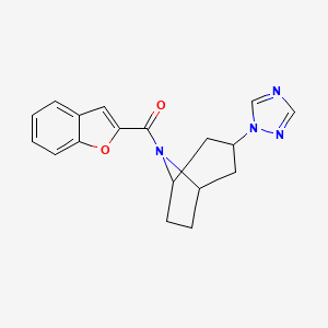 molecular formula C18H18N4O2 B2799588 ((1R,5S)-3-(1H-1,2,4-triazol-1-yl)-8-azabicyclo[3.2.1]octan-8-yl)(benzofuran-2-yl)methanone CAS No. 2180010-71-1