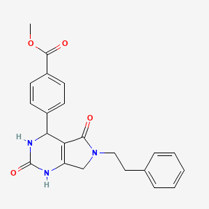 molecular formula C22H21N3O4 B2799589 甲基 4-(2,5-二氧代-6-苯乙基-2,3,4,5,6,7-六氢-1H-吡咯并[3,4-d]嘧啶-4-基)苯甲酸酯 CAS No. 932144-65-5