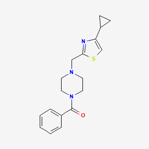 molecular formula C18H21N3OS B2800756 (4-((4-环丙基噻唑-2-基)甲基哌嗪-1-基)(苯基)甲酮 CAS No. 1170019-68-7