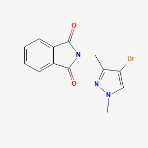 molecular formula C13H10BrN3O2 B2801982 2-[(4-溴-1-甲基-1H-吡唑-3-基)甲基]-2,3-二氢-1H-异喹啉-1,3-二酮 CAS No. 1864062-71-4
