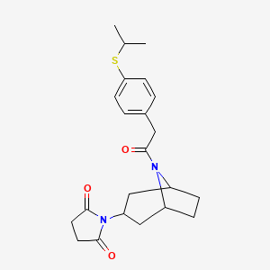 molecular formula C22H28N2O3S B2802342 1-((1R,5S)-8-(2-(4-(isopropylthio)phenyl)acetyl)-8-azabicyclo[3.2.1]octan-3-yl)pyrrolidine-2,5-dione CAS No. 2058890-71-2