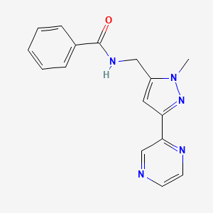 molecular formula C16H15N5O B2802793 N-((1-methyl-3-(pyrazin-2-yl)-1H-pyrazol-5-yl)methyl)benzamide CAS No. 2034508-69-3