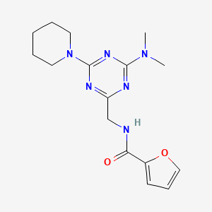 molecular formula C16H22N6O2 B2803605 N-((4-(二甲胺基)-6-(哌啶-1-基)-1,3,5-三嗪-2-基)甲基)呋喃-2-甲酰胺 CAS No. 2034357-74-7