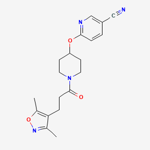 molecular formula C19H22N4O3 B2803836 6-((1-(3-(3,5-Dimethylisoxazol-4-yl)propanoyl)piperidin-4-yl)oxy)nicotinonitrile CAS No. 1421474-35-2