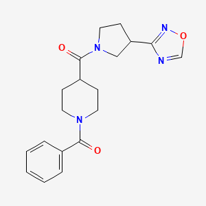 molecular formula C19H22N4O3 B2803900 (3-(1,2,4-噁二唑-3-基)吡咯啉-1-基)(1-苯甲酰基哌啶-4-基)甲酮 CAS No. 2034320-09-5