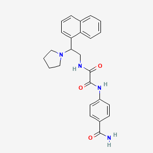 molecular formula C25H26N4O3 B2806042 N1-(4-羰胺基苯基)-N2-(2-(萘-1-基)-2-(吡咯啉-1-基)乙基)草酰胺 CAS No. 920194-08-7