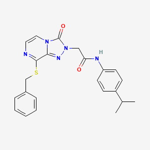 molecular formula C23H23N5O2S B2806324 2-[8-(苄硫基)-3-氧代[1,2,4]三唑并[4,3-a]吡嗪-2(3H)-基]-N-(4-异丙基苯基)乙酰胺 CAS No. 1251603-81-2