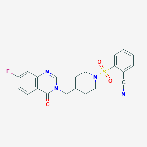 molecular formula C21H19FN4O3S B2806412 2-[4-[(7-Fluoro-4-oxoquinazolin-3-yl)methyl]piperidin-1-yl]sulfonylbenzonitrile CAS No. 2415509-62-3
