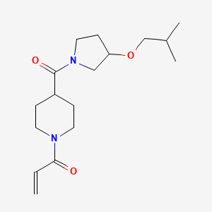 molecular formula C17H28N2O3 B2806506 1-[4-[3-(2-Methylpropoxy)pyrrolidine-1-carbonyl]piperidin-1-yl]prop-2-en-1-one CAS No. 2361745-57-3